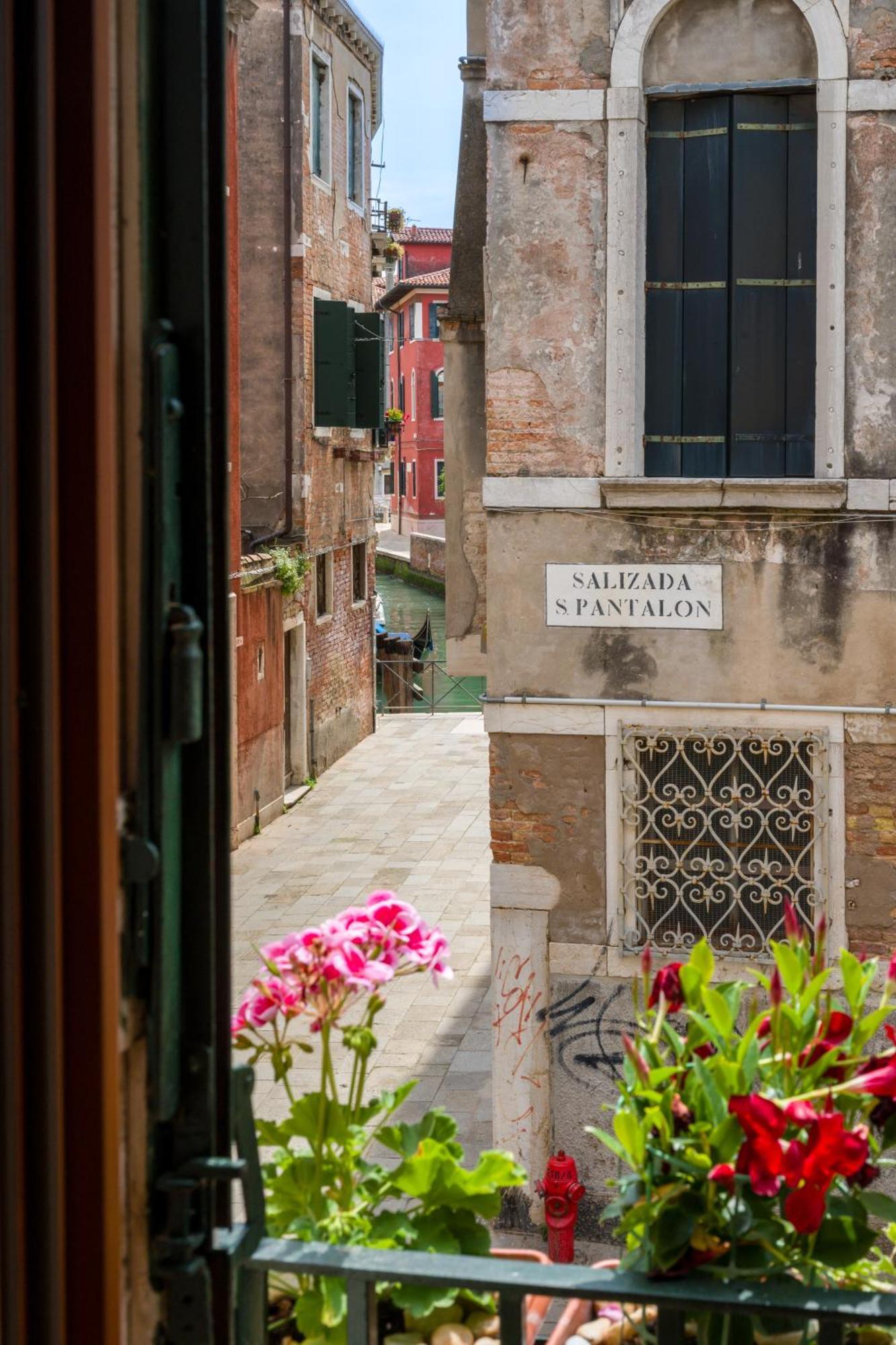 Ca Del Bezzo - Comfort & City View Venedig Eksteriør billede